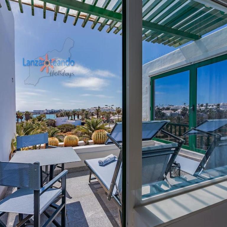 House of the Horizon Playa Las Cucharas VV penthouse with sea & pool view AIRCON - Apartamento de 2 dormitorios con balcón y vistas al mar - 3