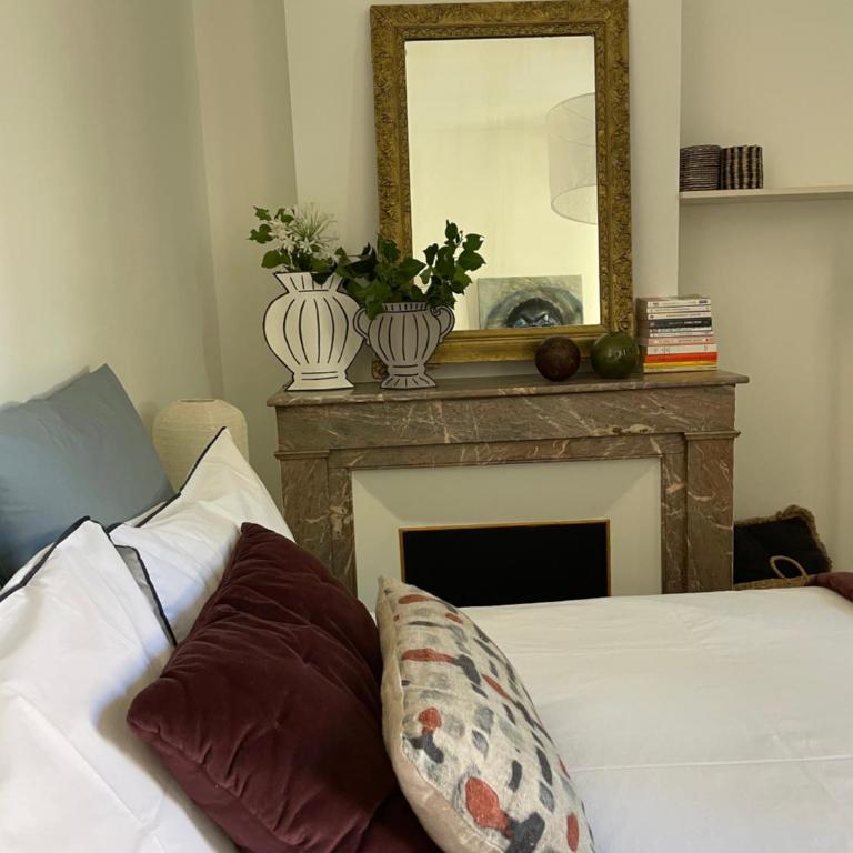 Nimes , appartement rénové dans immeuble classé. - Appartamento con 2 Camere da Letto - 29