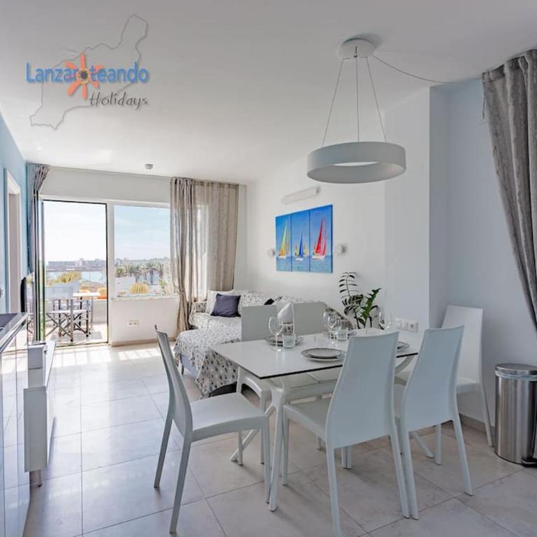 House of the Horizon Playa Las Cucharas VV penthouse with sea & pool view AIRCON - Apartamento de 2 dormitorios con balcón y vistas al mar - 10