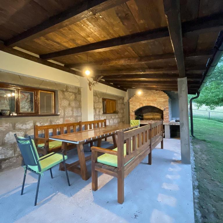 Vikendica Paša - Two-Bedroom House - 20