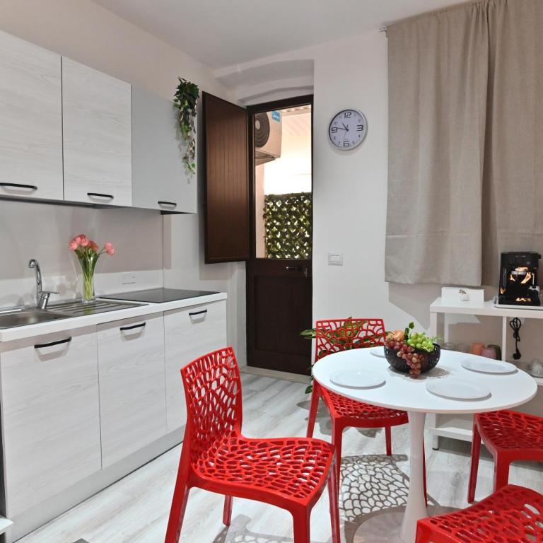 IzzHome The Breeze - One-Bedroom House - 22
