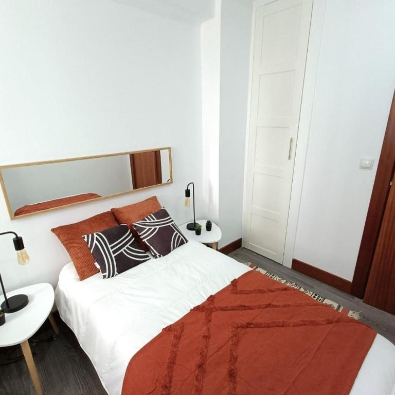 Urruetxea - Two-Bedroom Apartment - 10