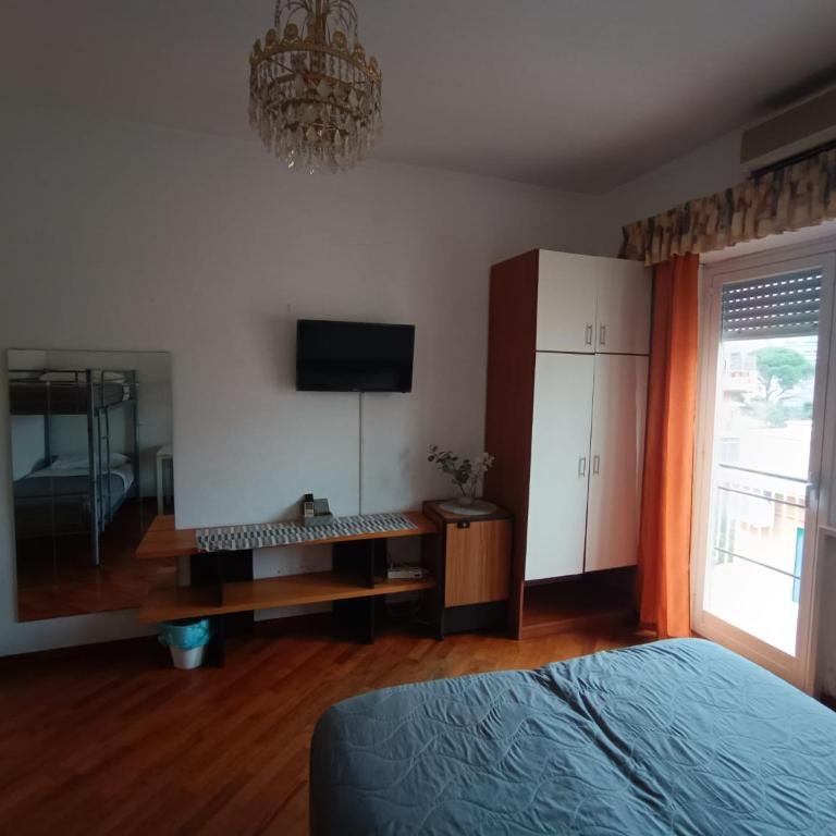 Abba Accomodation - Camera Quadrupla con Bagno Privato Esterno - 2