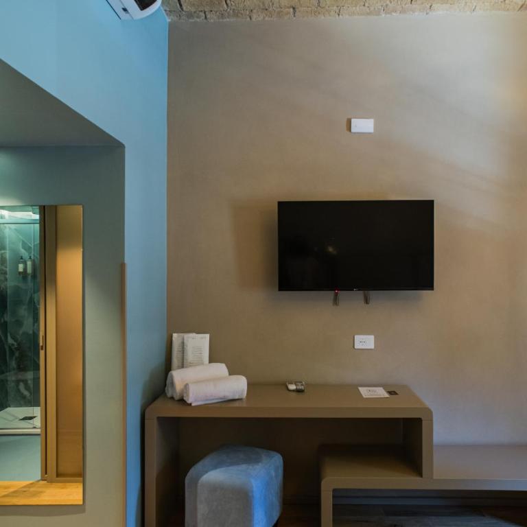 163 BOUTIQUE HOTEL - Superior Triple Room - 7