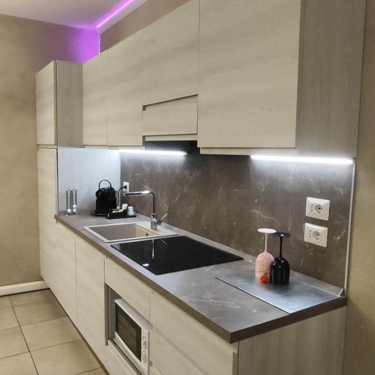 Diamond Suite Verona - Deluxe Suite with Spa Bath - 17