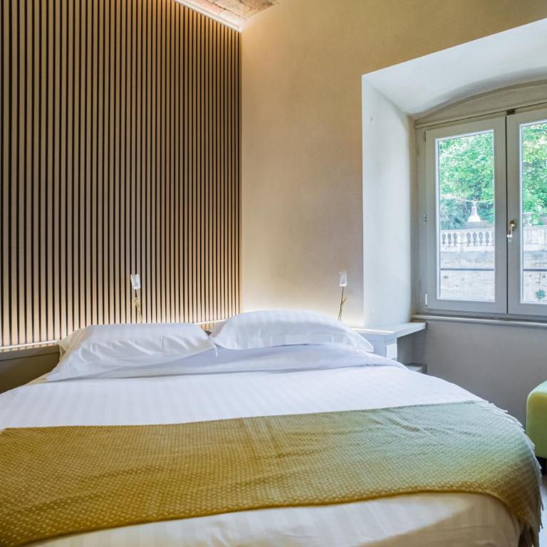 163 BOUTIQUE HOTEL - Deluxe Double Room - 3