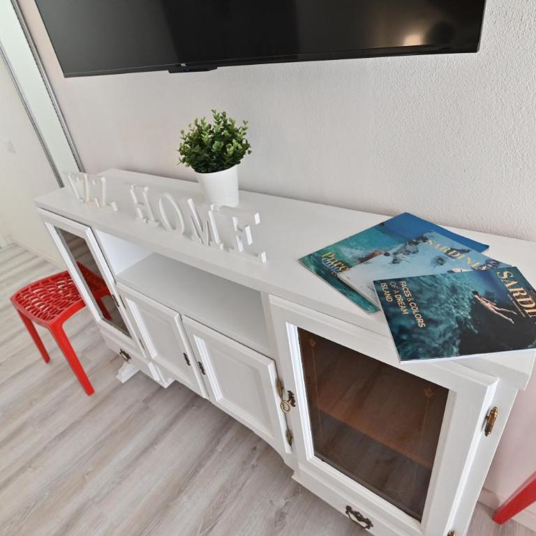 IzzHome The Breeze - One-Bedroom House - 3