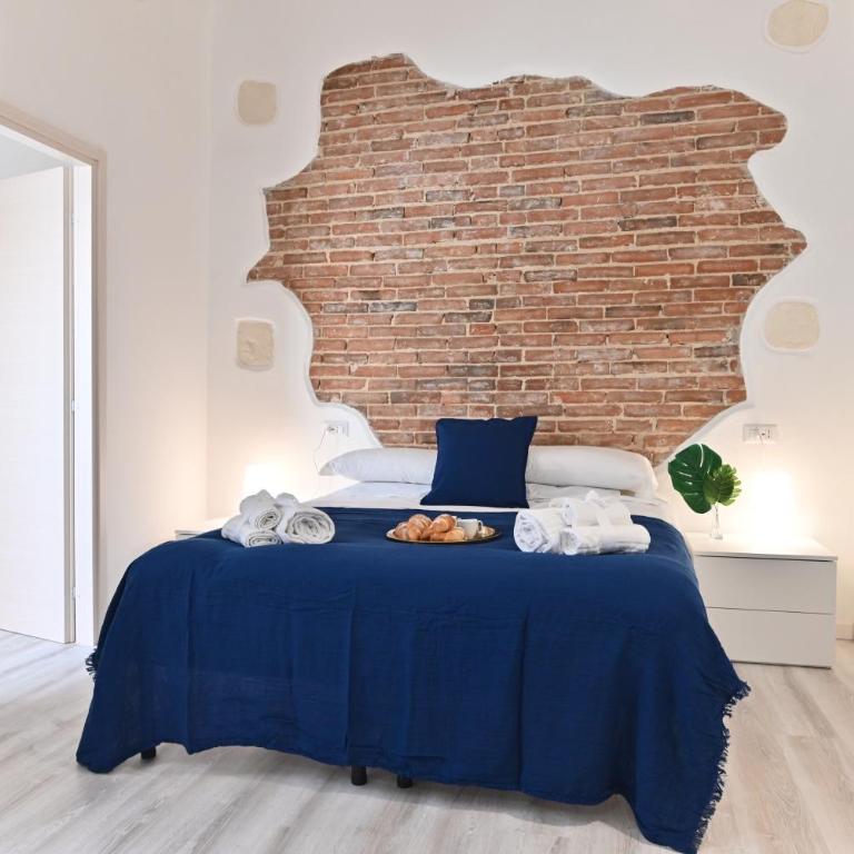 IzzHome The Breeze - One-Bedroom House - 1