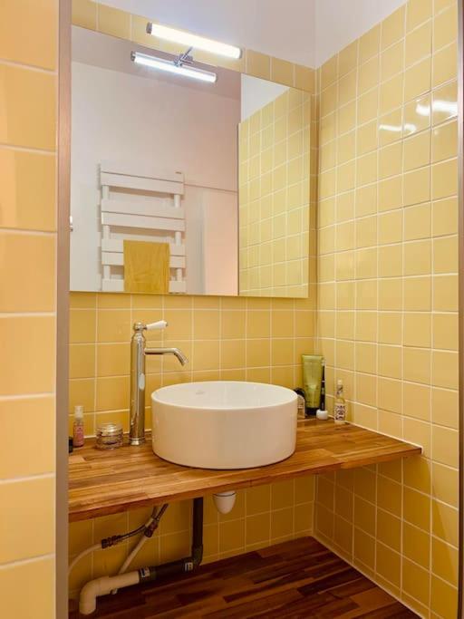 Bright Haven & Premium Comfort in Montmartre - Appartement 1 Chambre - 12