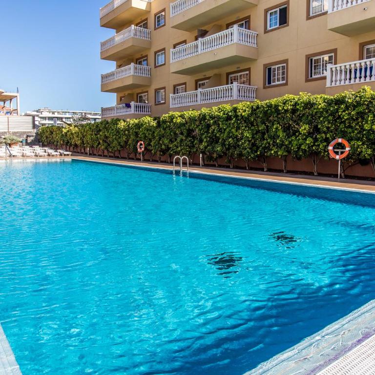 Palm Duplex Penthouse - Two-Bedroom Apartment - 23