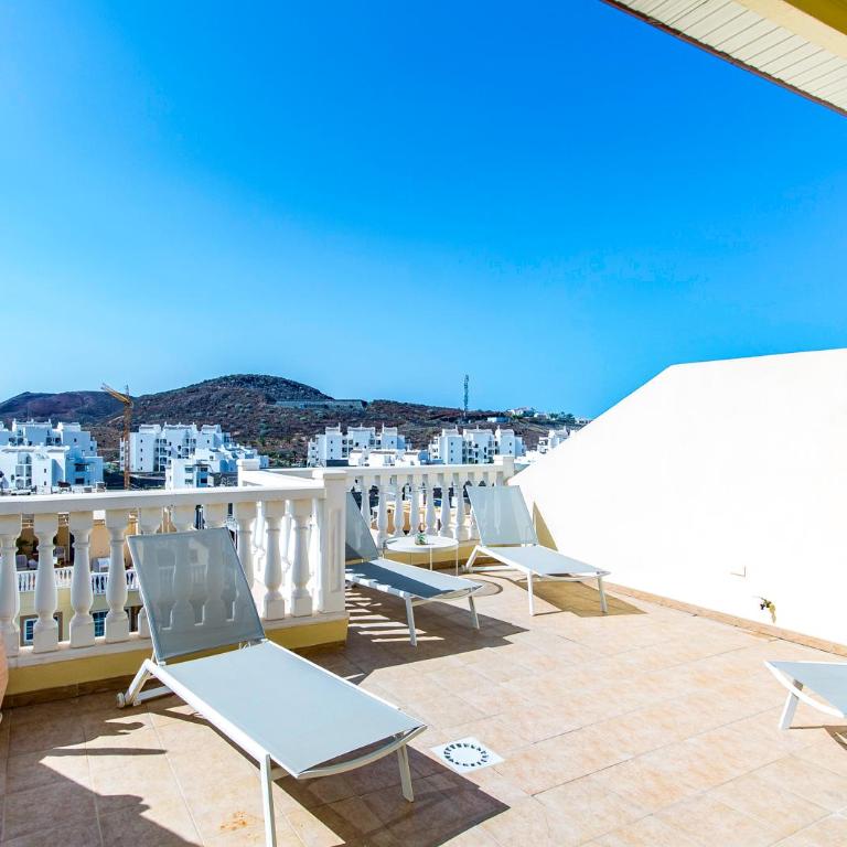 Spring Penthouse - Two-Bedroom Apartment - 13