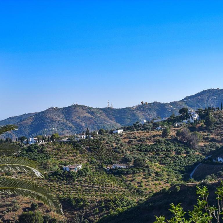 La Fuente APT 4, Frigiliana Amazing 3 bedroom 2 bthroom Family Apartment with views, Padel Court and 2 Pools HansOnHoliday Rentals - Apartamento de 3 dormitorios - 33