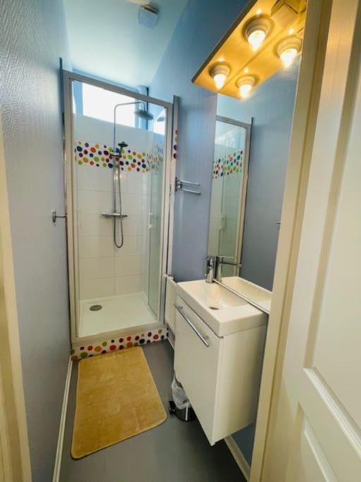 Le Duplex - Hyper Centre-Ville - 6 voyageurs - Three-Bedroom Apartment - High Floor - 11