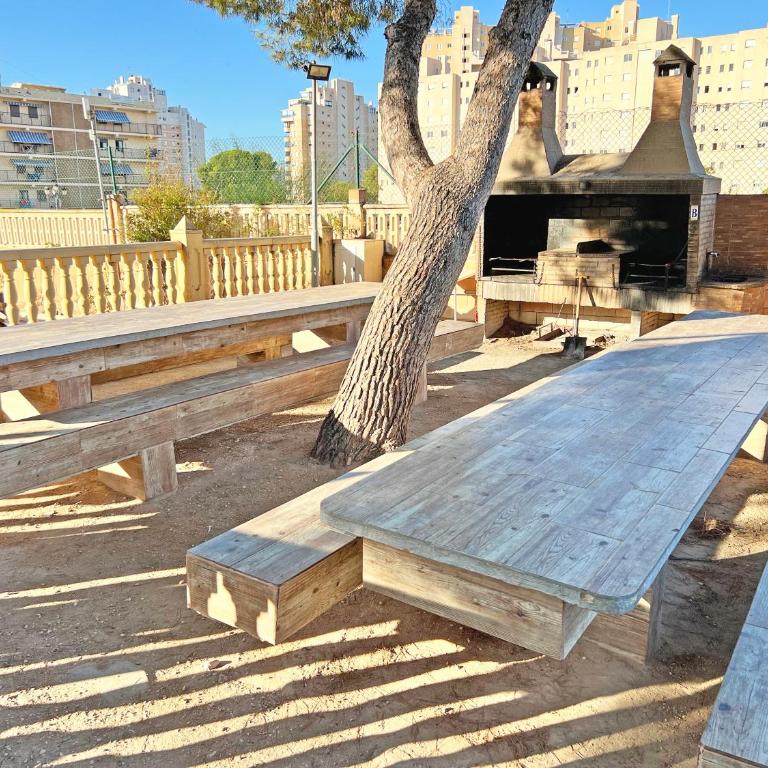 Coqueto con PISCINA, nuevo a 50m del mar, Parking Gratis OBRAS DE CONSERVACION EN FACHADA DE ENERO A 31 MAYO 2026 - Apartamento de 2 dormitorios - 62
