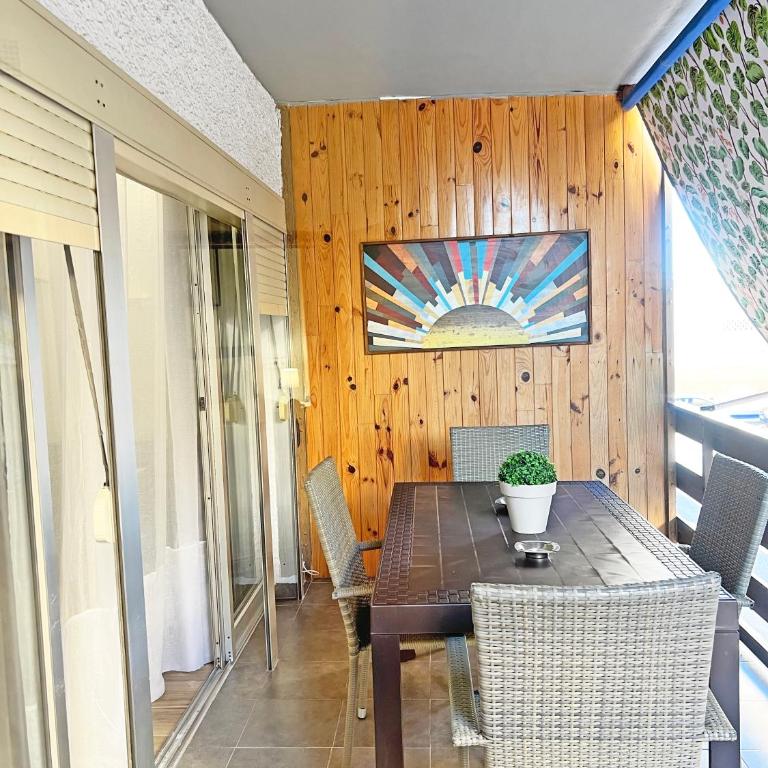 Coqueto con PISCINA, nuevo a 50m del mar, Parking Gratis OBRAS DE CONSERVACION EN FACHADA DE ENERO A 31 MAYO 2026 - Apartamento de 2 dormitorios - 34