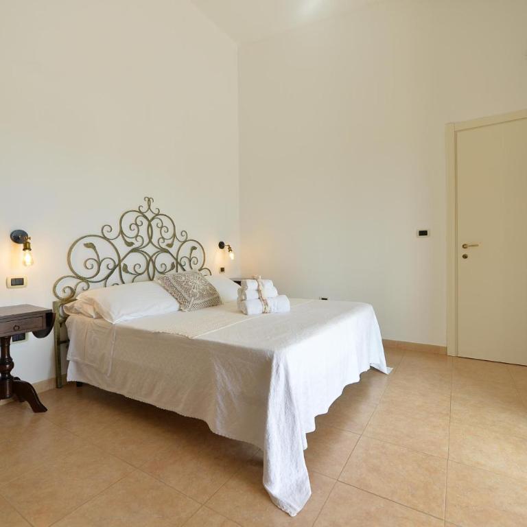 Villa Carola - Camera Matrimoniale Comfort con Vista Giardino - 1
