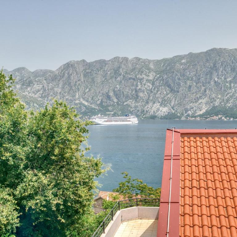 Two-bedroom apartment with sea view - Apartman sa 2 Spavaće Sobe - 21