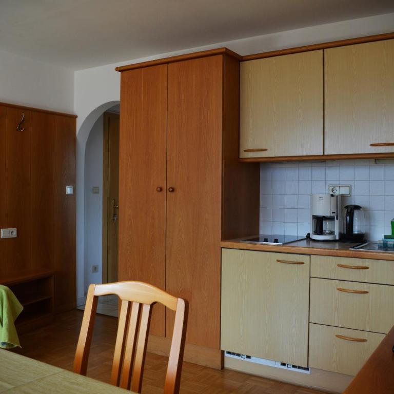 Residence Sonnenburger - Biobauernhof - Azienda agricola biologica - One-Bedroom Apartment with Balcony and Mountain View - 3