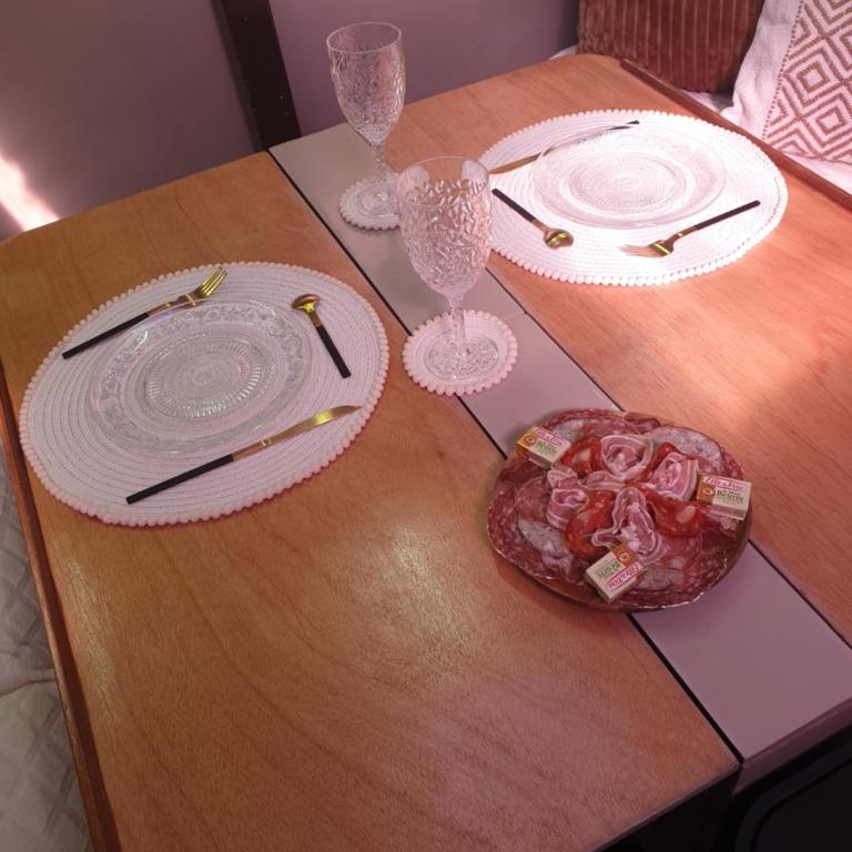 Nuit romantique sur un bateau à Deauville - Mobile Home - 19