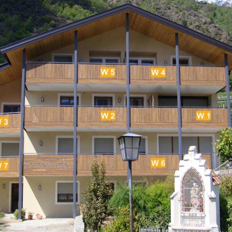 Residence Sonnenburger - Biobauernhof - Azienda agricola biologica - Three-Bedroom Apartment - 5