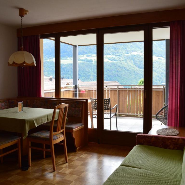 Residence Sonnenburger - Biobauernhof - Azienda agricola biologica - One-Bedroom Apartment with Balcony and Mountain View - 5