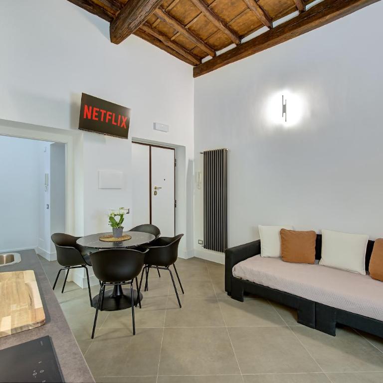 Domus Capitolina Campo De' Fiori - Appartamento con 3 Camere da Letto - 30