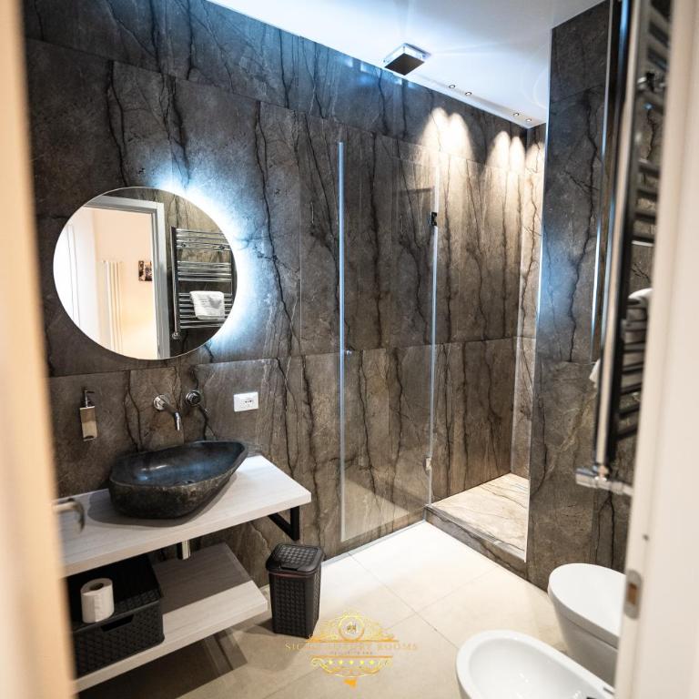 Sicily Art Boutique - Deluxe Double Room with Balcony - 1