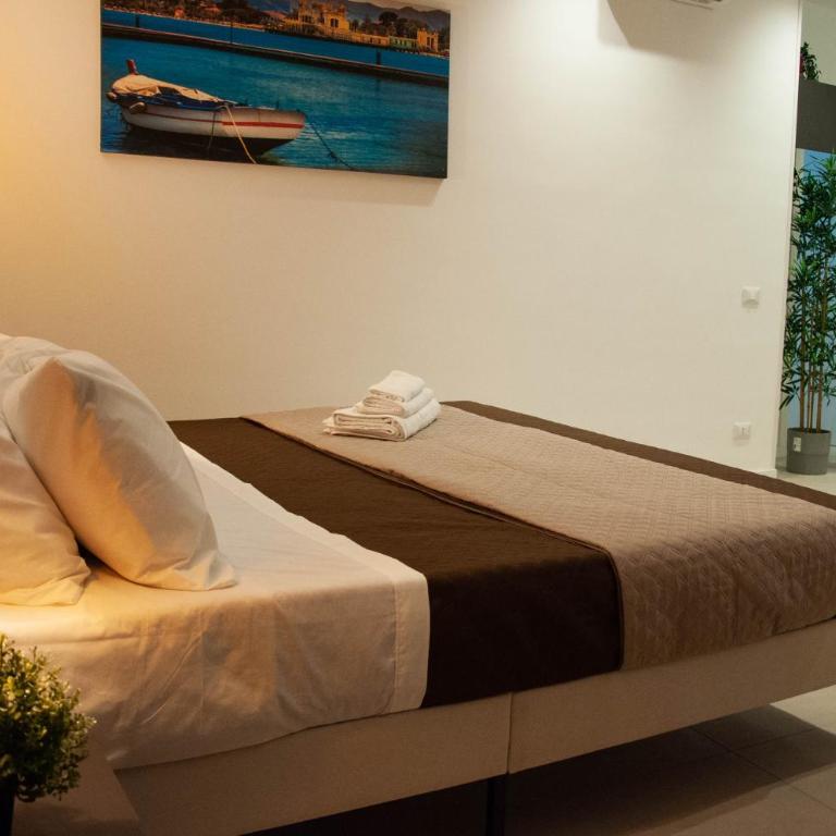 Sicily Art Boutique - Luxury Triple Room - 7