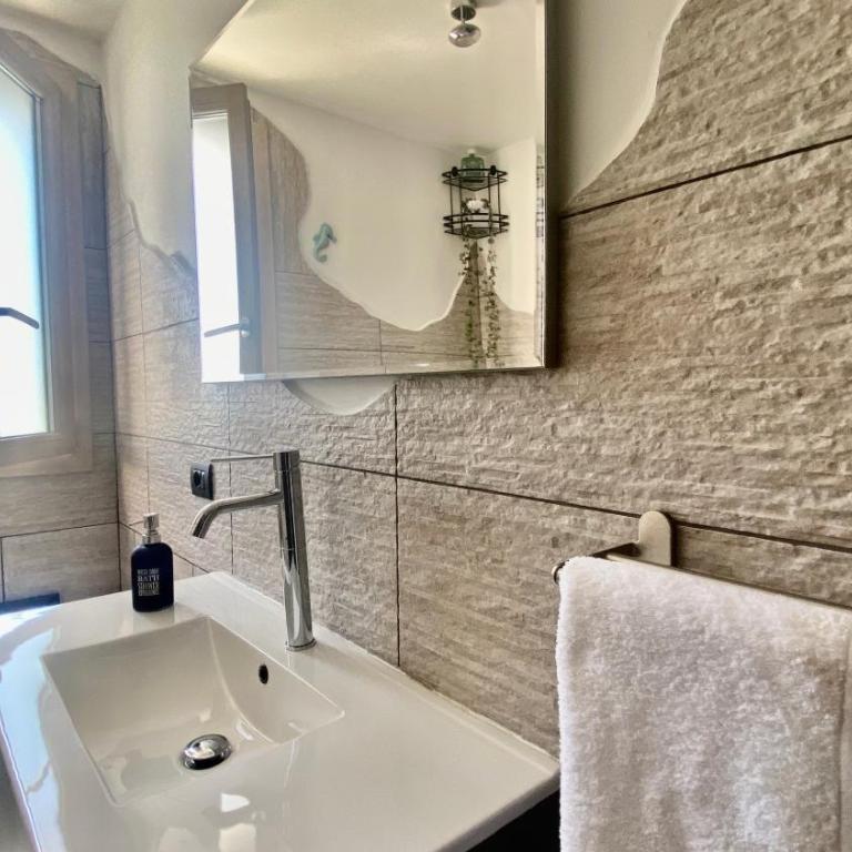House Baiu - Appartamento Deluxe con 2 Camere da Letto - 18
