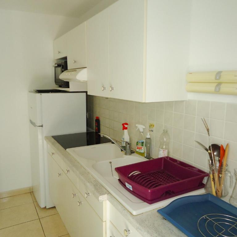 Bel Appartement 2 Pièces Climatisé proche Plages - One-Bedroom Apartment with Garden View - 6