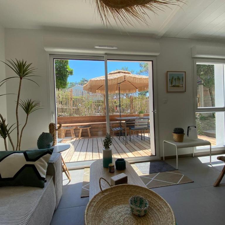 Villa Cano Beach - Three-Bedroom House - 11