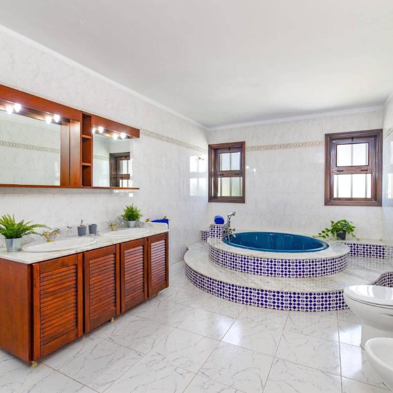 Villa Speranza by Villa Plus - Villa - 8