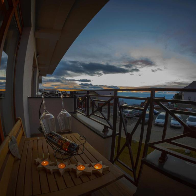 Milmari Premier 15 - Studio - 1