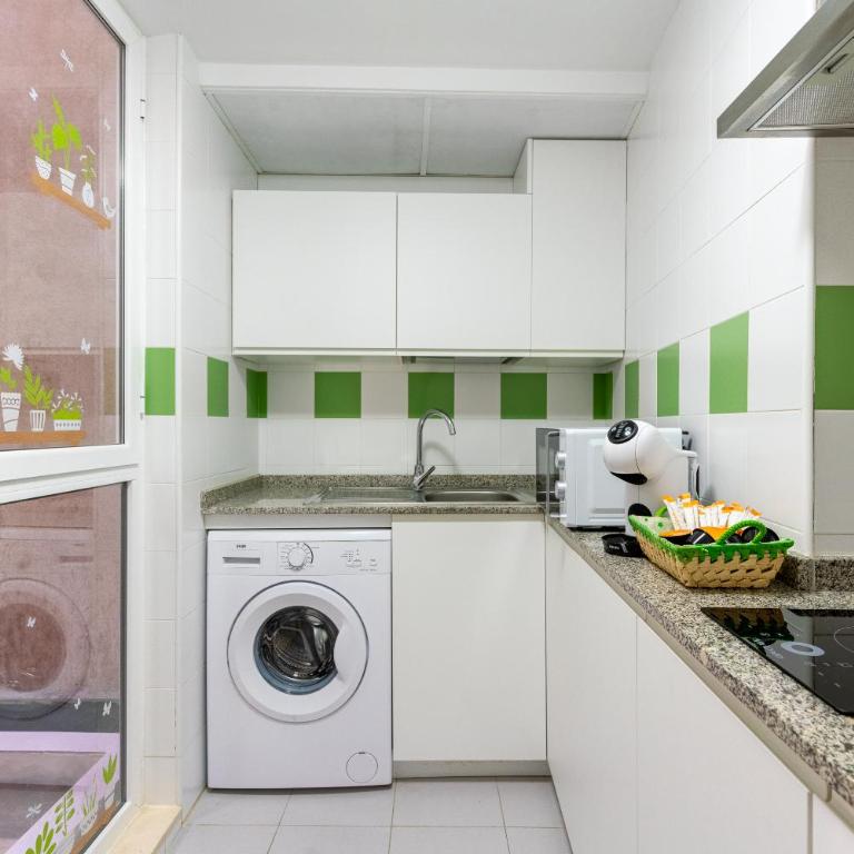 C3 Apartamento Familiar Sevilla - Two-Bedroom Apartment - 5