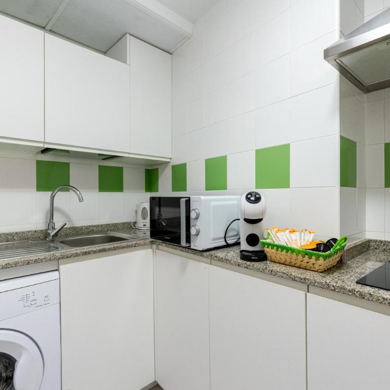 C3 Apartamento Familiar Sevilla - Two-Bedroom Apartment - 20