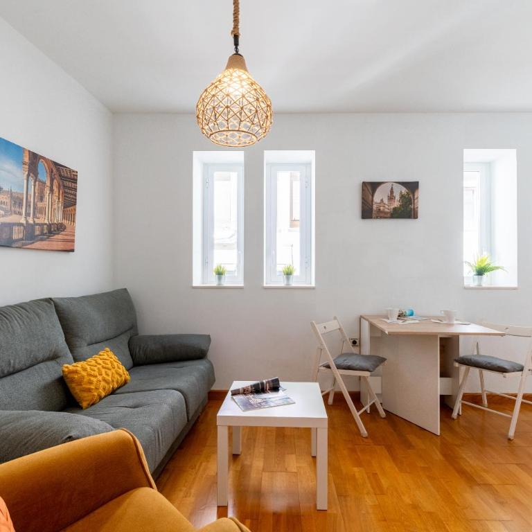 C3 Apartamento Familiar Sevilla - Two-Bedroom Apartment - 1