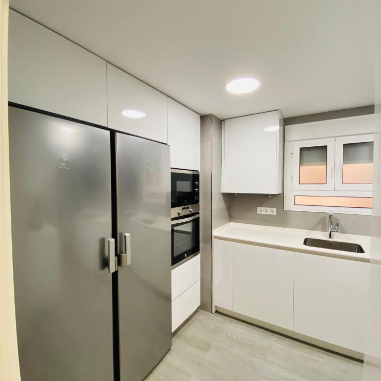 Apartamento en Málaga junto a estación de metro by MO - Apartamento de 3 dormitorios - 15