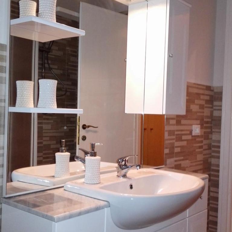 Home Sweet Home - Appartamento con 2 Camere da Letto e Balcone - 19