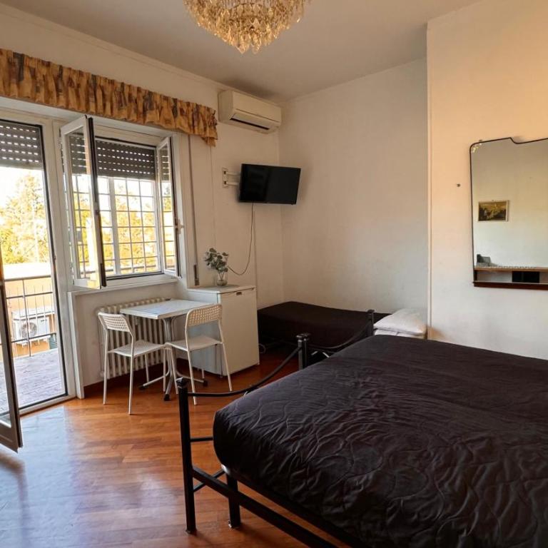 Abba Accomodation - Camera Tripla con Bagno Privato Esterno - 4