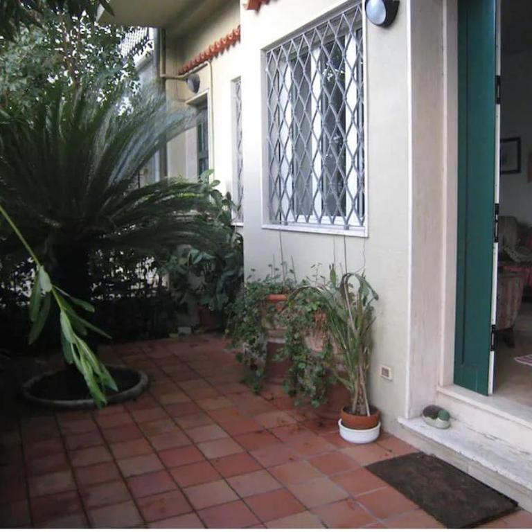 Spaziosa casa con giardino e dependance - Four-Bedroom House - 2