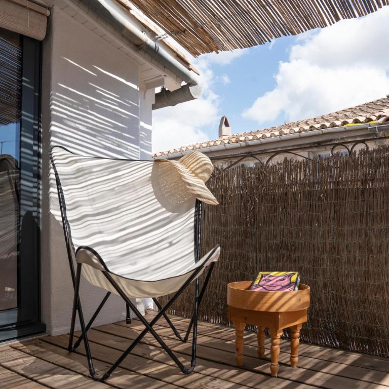 Arles sous les toits - Terrasse proche des arènes - Appartement 1 Chambre - 11