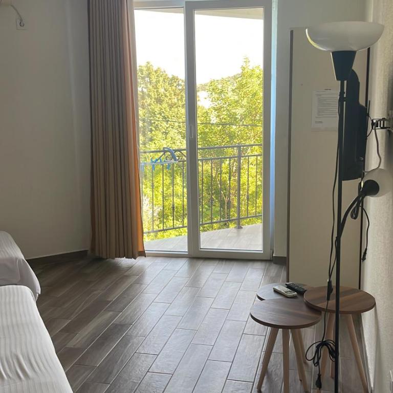 Kaludjerovic - Two-Bedroom Apartment - 4