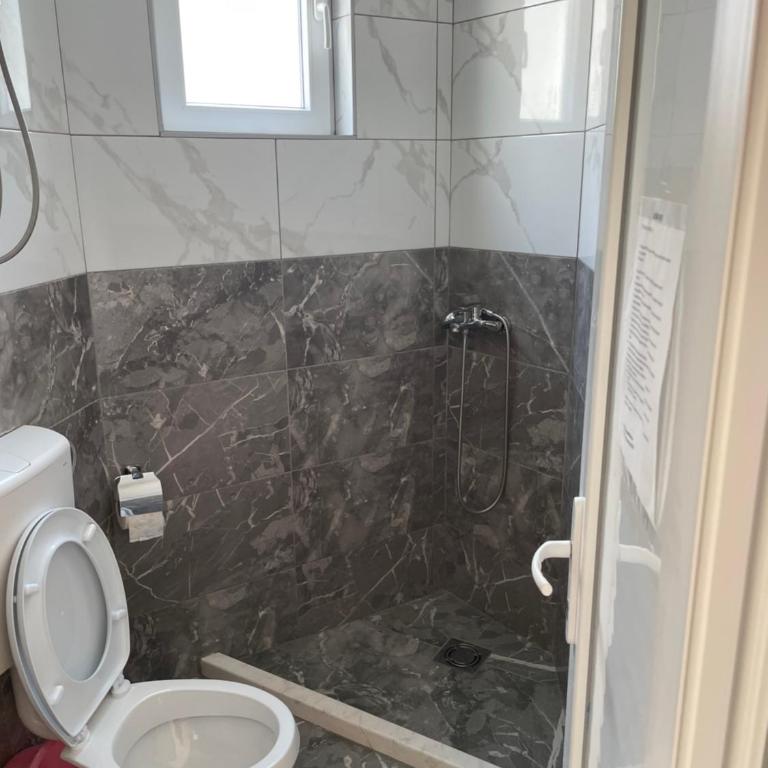 Kaludjerovic - One-Bedroom Apartment - 3