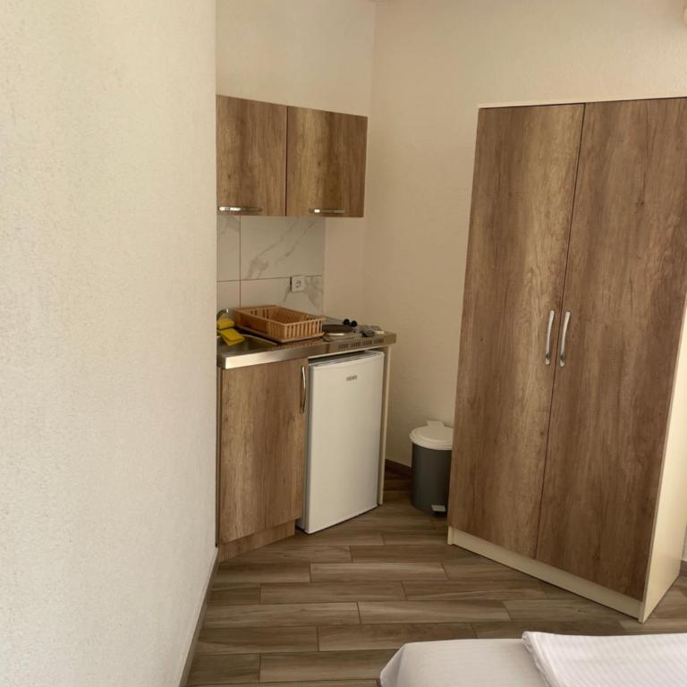 Kaludjerovic - One-Bedroom Apartment - 5