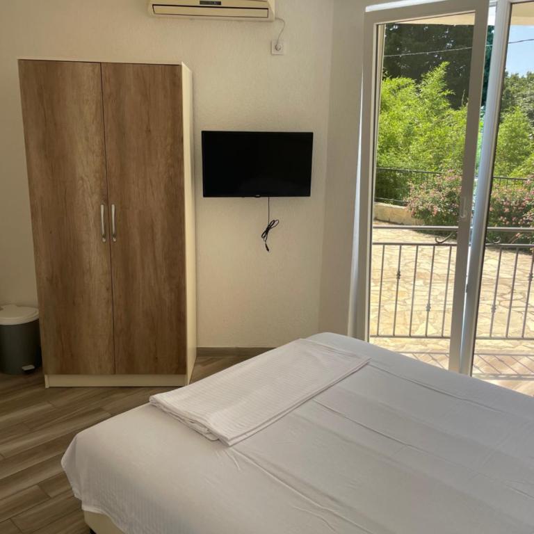 Kaludjerovic - One-Bedroom Apartment - 9