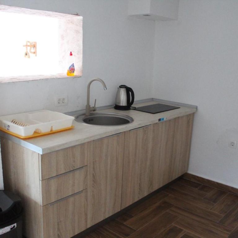 Captain's View - One-Bedroom Apartment - 2