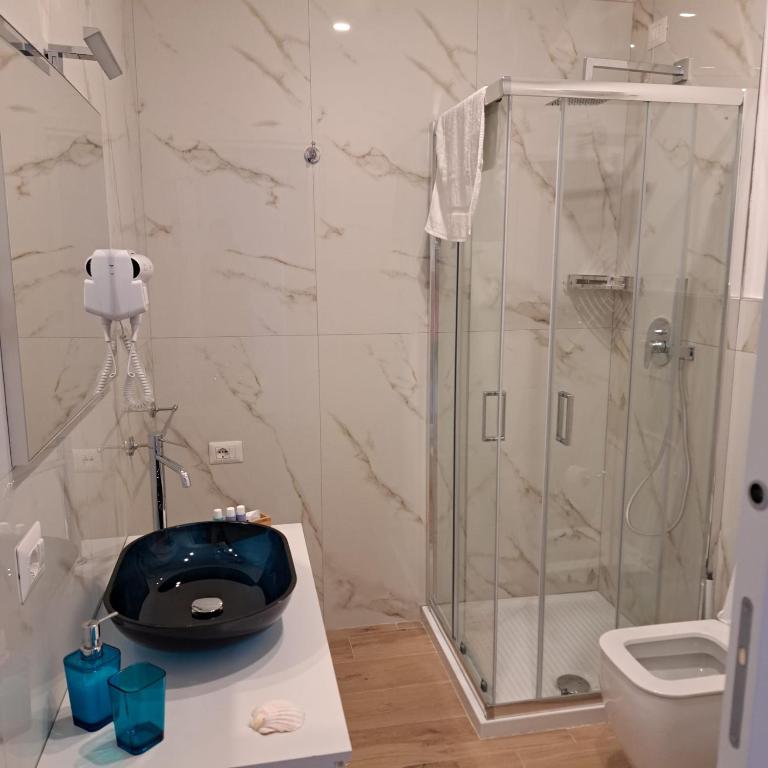 Domus Sirena - Triple Room with Balcony - 12