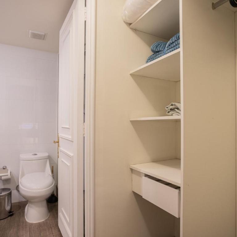Comodidad Sofisticada a Pasos del Costanera Center - Apartamento - 17