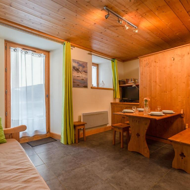 Apartment Arsene No 1 - Happy Rentals - Estudio con vistas a las montañas - 1
