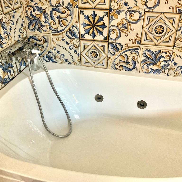 Mizzicahome SoleMare Catania - Deluxe Quadruple Room - 10